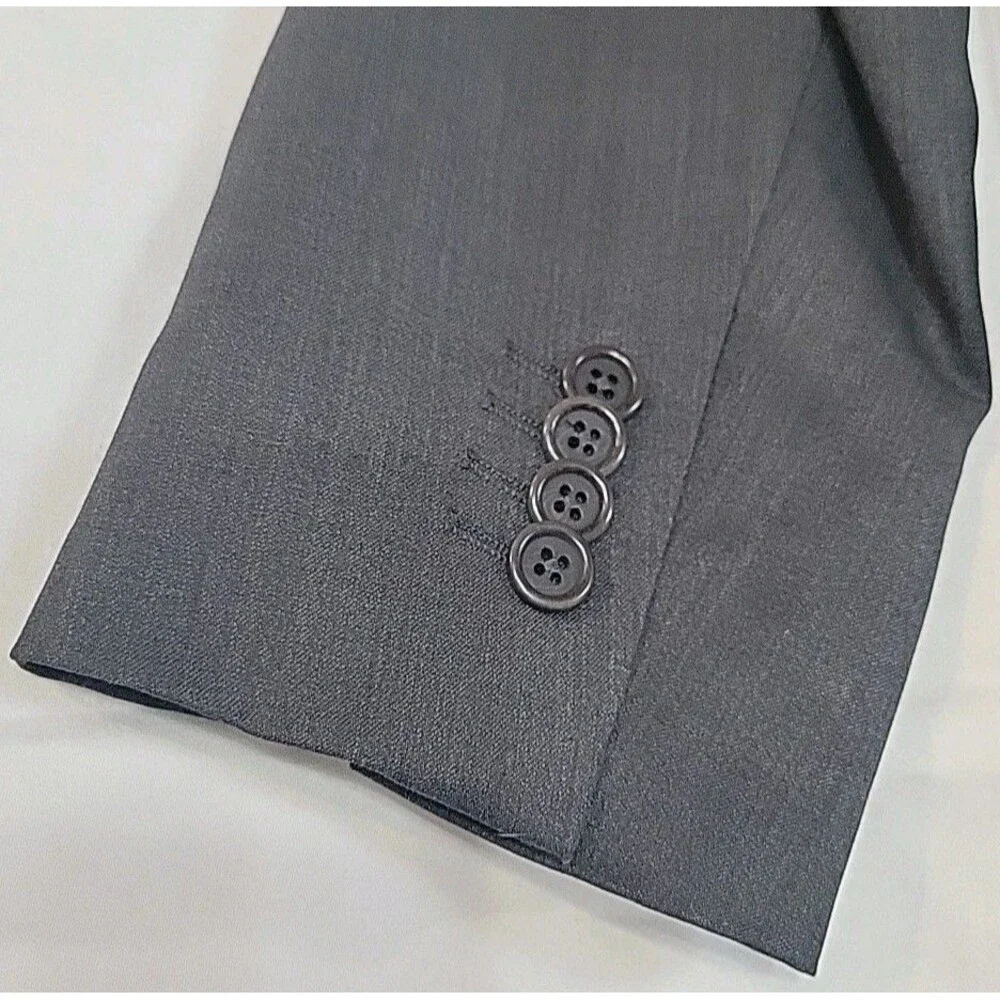 Ermenegildo Zegna Mens Charcoal Gray Jacket Wool and Silk 42R Italian Saks Fifth